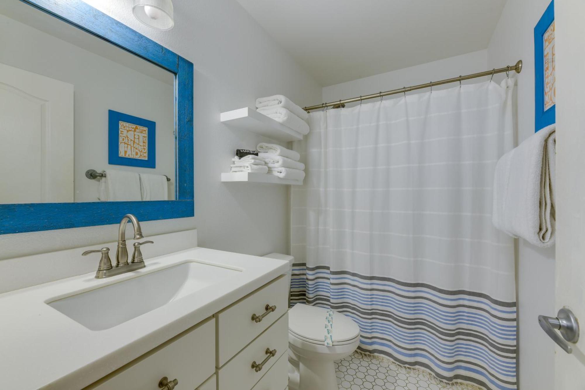 Trendy Port Aransas Home With Private Pool And Deck! Exteriör bild