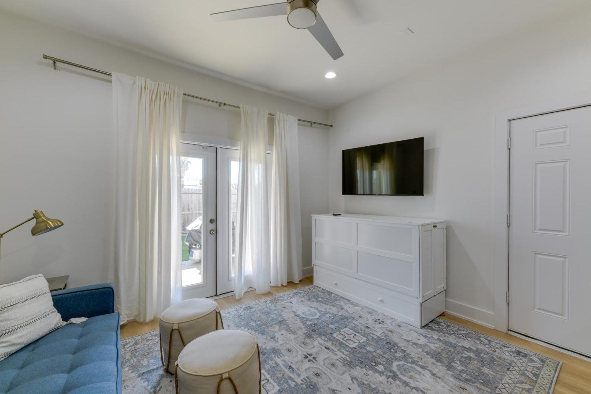 Trendy Port Aransas Home With Private Pool And Deck! Exteriör bild