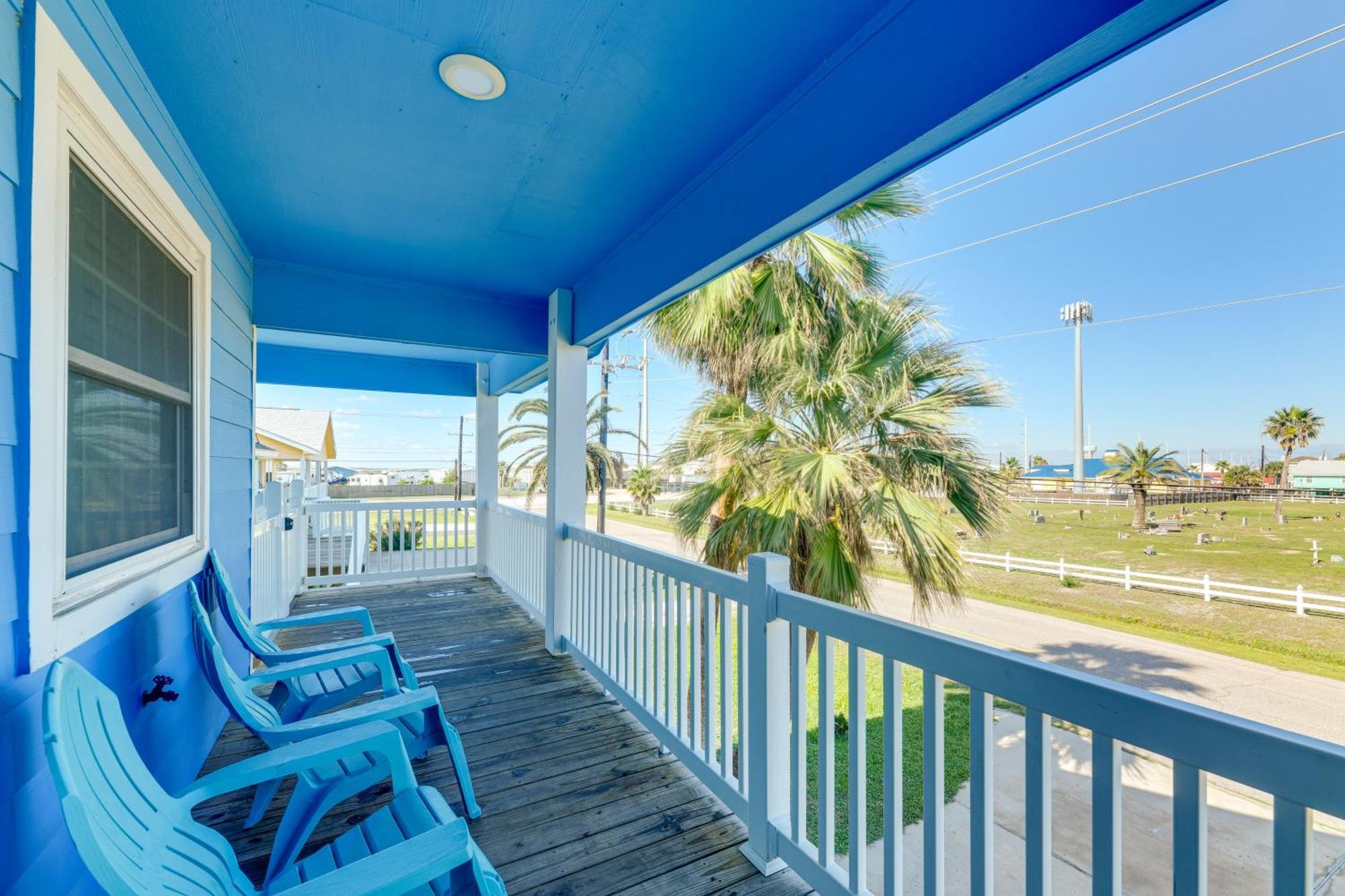 Trendy Port Aransas Home With Private Pool And Deck! Exteriör bild